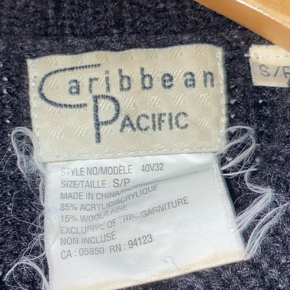 Caribbean Pacific Faux Fur Vest Size Small - Picture 3 of 5